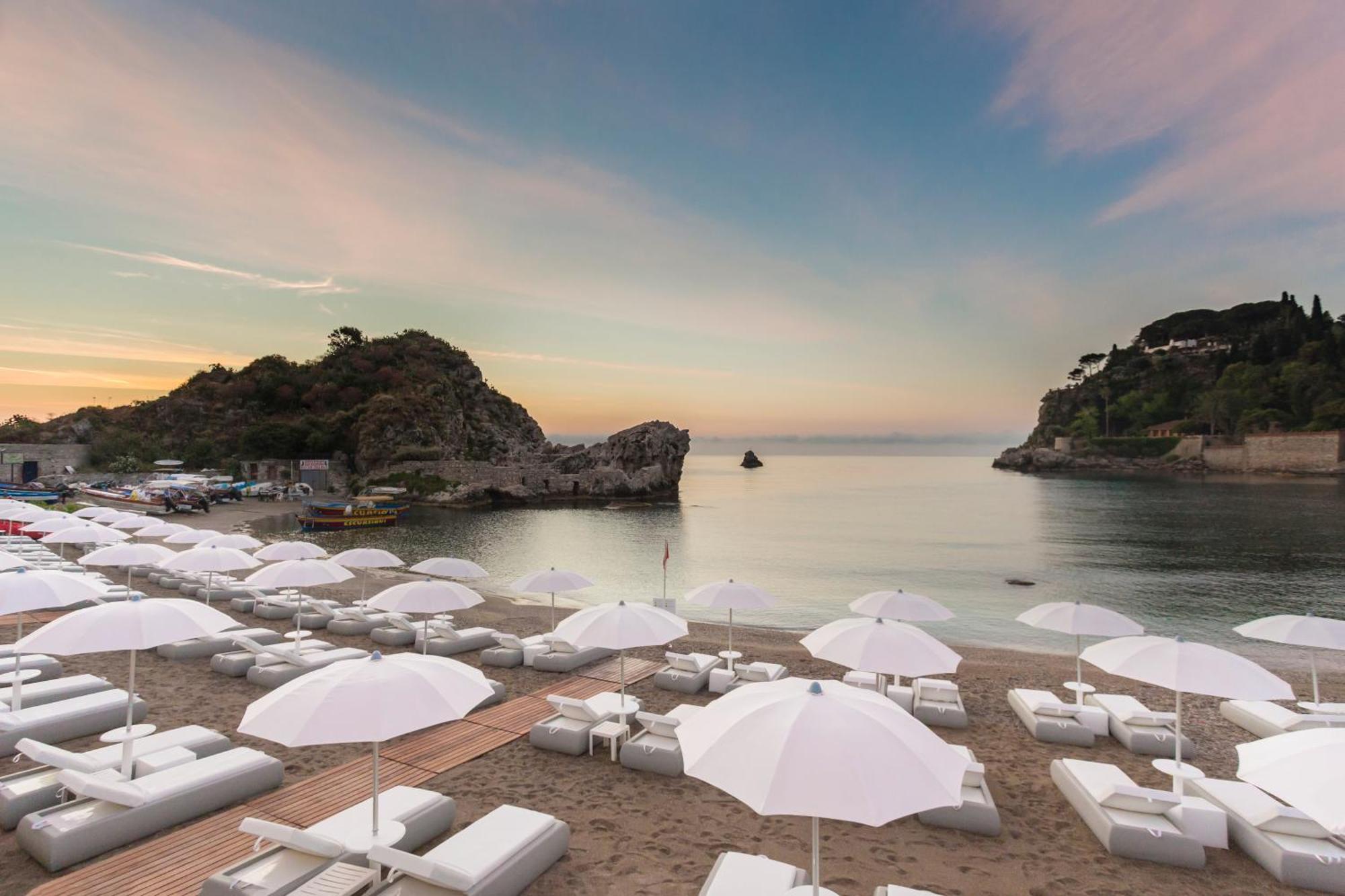Mazzaro Sea Palace - The Leading Of The World
