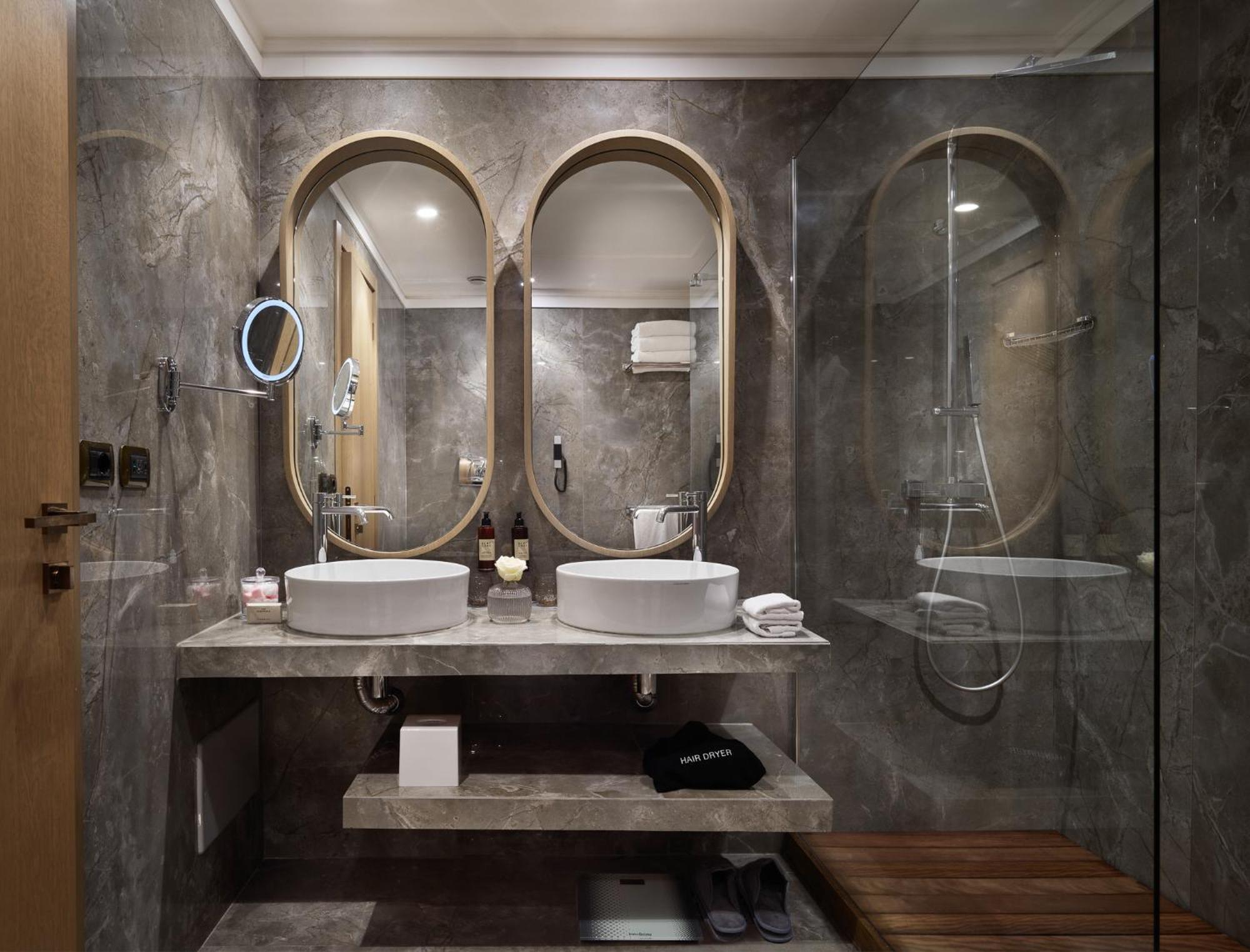 Mazzarò Sea Palace - Vretreats Taormina